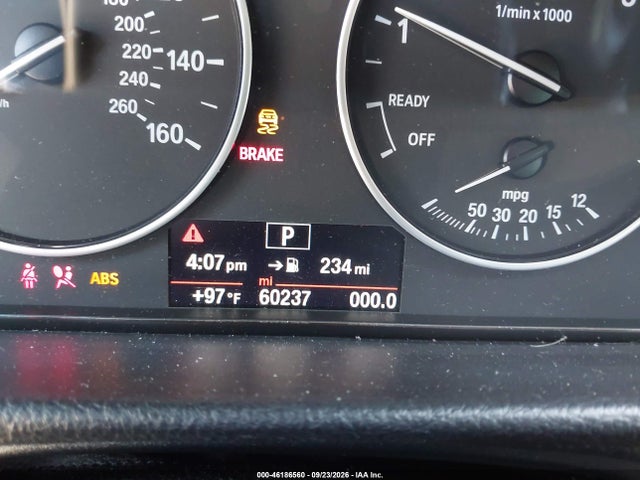 2017 Bmw 320i მანქანა იყიდება აუქციონზე, vin: WBA8A9C53HK619894, აუქციონის ნომერი: 46186560
