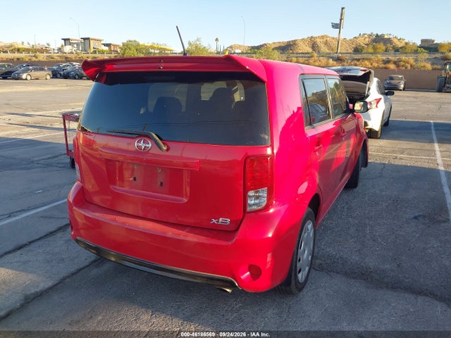 Scion XB 2015 JTLZE4FE7FJ082478 Image 4