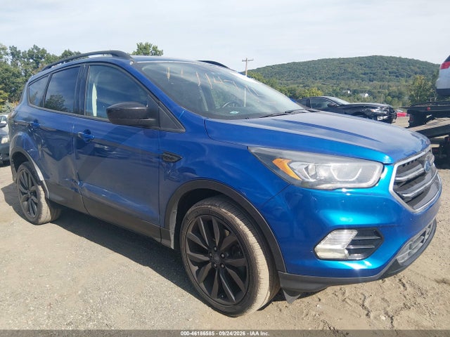 Продажа на аукционе авто 2017 Ford Escape Se, vin: 1FMCU9GD6HUB35143, номер лота: 46186585