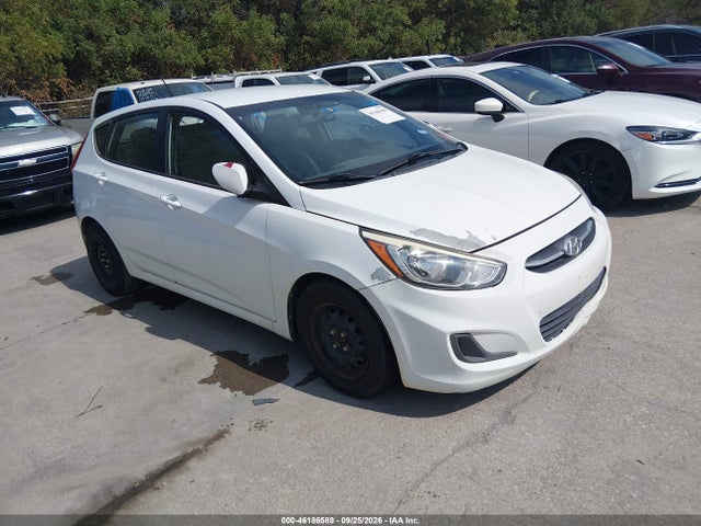 2015 Hyundai Accent Gs მანქანა იყიდება აუქციონზე, vin: KMHCT5AE7FU213309, აუქციონის ნომერი: 46186589