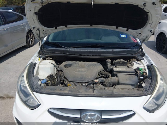 2015 Hyundai Accent Gs მანქანა იყიდება აუქციონზე, vin: KMHCT5AE7FU213309, აუქციონის ნომერი: 46186589