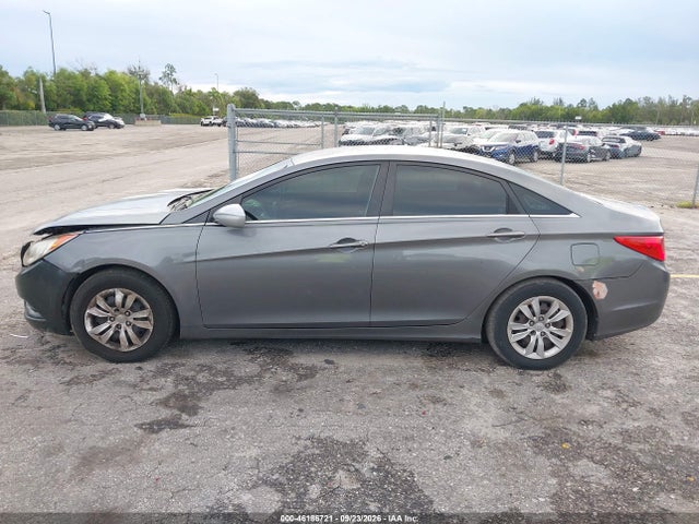2011 Hyundai Sonata Gls მანქანა იყიდება აუქციონზე, vin: 5NPEB4ACXBH209901, აუქციონის ნომერი: 46186721