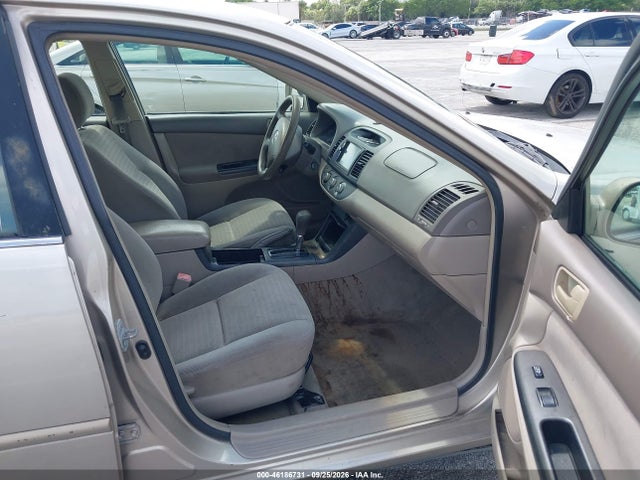 46186731 :رقم المزاد ، 4T1BE32K25U511103 vin ، 2005 Toyota Camry Le مزاد بيع