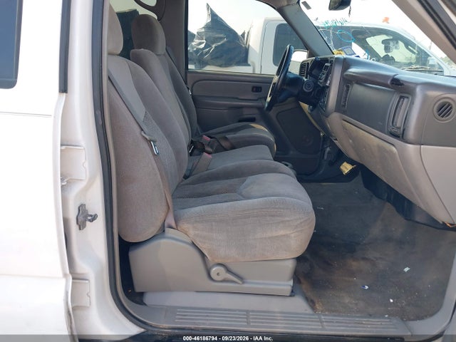 46186794 :رقم المزاد ، 3GNEC12Z25G272249 vin ، 2005 Chevrolet Avalanche 1500 Ls مزاد بيع