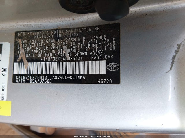 46186832 :رقم المزاد ، 4T1BF3EK3AU085134 vin ، 2010 Toyota Camry Le مزاد بيع