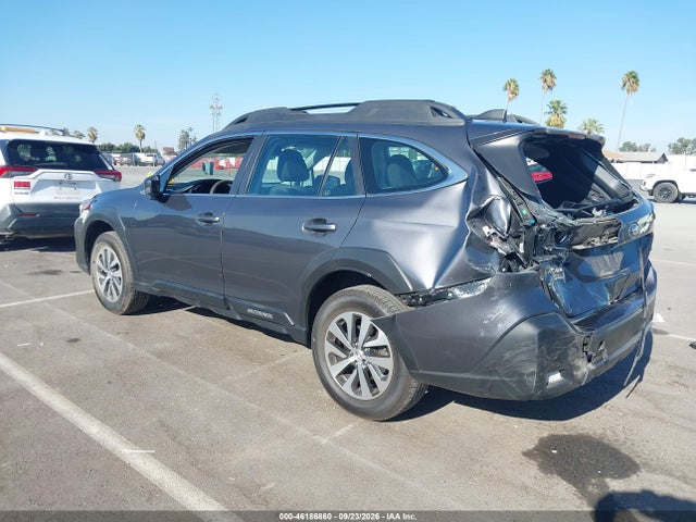 46186860 :رقم المزاد ، 4S4BTAAC7P3136371 vin ، 2023 Subaru Outback مزاد بيع
