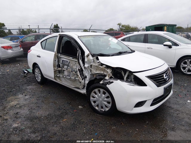Auction sale of the 2013 Nissan Versa S, vin: 3N1CN7AP5DL829564, lot number: 46186919