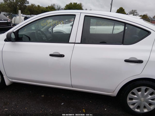 46186919 :رقم المزاد ، 3N1CN7AP5DL829564 vin ، 2013 Nissan Versa S مزاد بيع