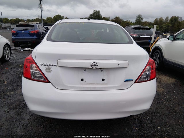 46186919 :رقم المزاد ، 3N1CN7AP5DL829564 vin ، 2013 Nissan Versa S مزاد بيع
