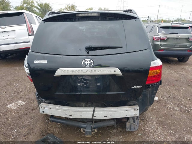 2010 Toyota Highlander Se V6 მანქანა იყიდება აუქციონზე, vin: 5TDJK3EH3AS039940, აუქციონის ნომერი: 46186952