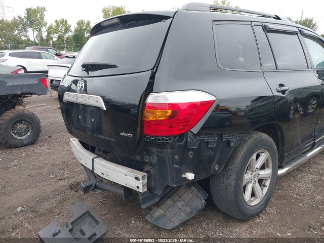 2010 Toyota Highlander Se V6 მანქანა იყიდება აუქციონზე, vin: 5TDJK3EH3AS039940, აუქციონის ნომერი: 46186952