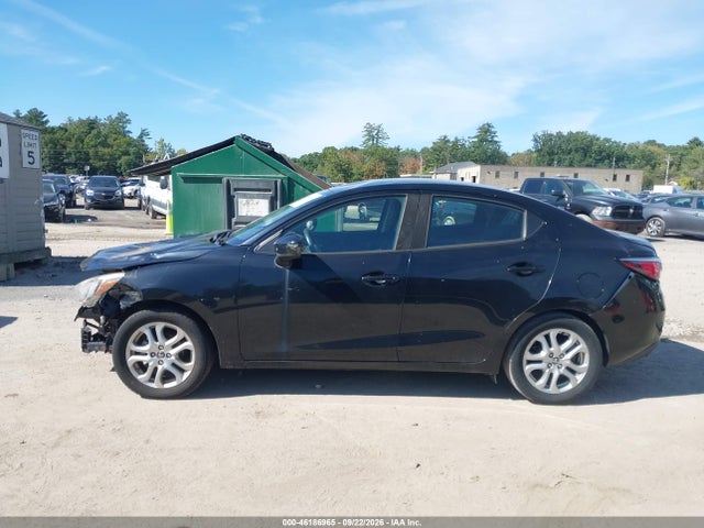 Продажа на аукционе авто 2017 Toyota Yaris Ia, vin: 3MYDLBYVXHY154237, номер лота: 46186965