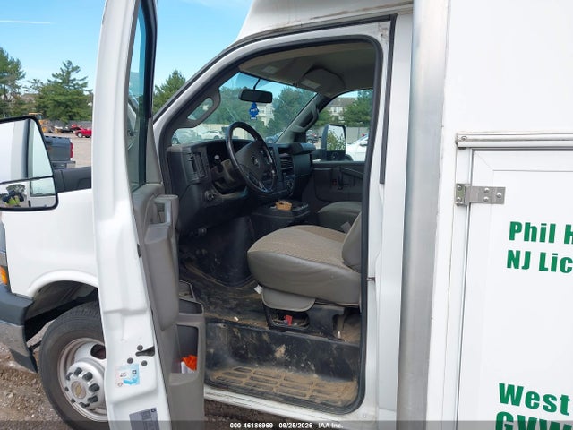 2020 Chevrolet Express Cutaway Work Van მანქანა იყიდება აუქციონზე, vin: 1GB3GRCG1L1263087, აუქციონის ნომერი: 46186969