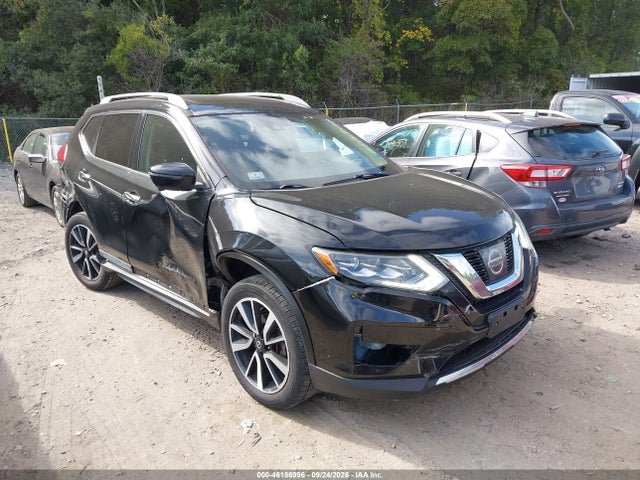 46186996 :رقم المزاد ، 5N1AT2MV9HC818068 vin ، 2017 Nissan Rogue Sl مزاد بيع