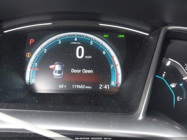 2018 Honda Civic Touring მანქანა იყიდება აუქციონზე, vin: JHMFC1F99JX035138, აუქციონის ნომერი: 46187029