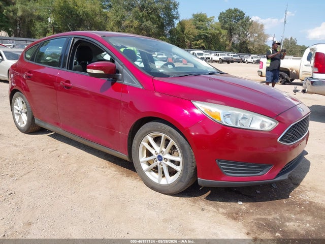 46187124 :رقم المزاد ، 1FADP3K26HL210518 vin ، 2017 Ford Focus Se مزاد بيع