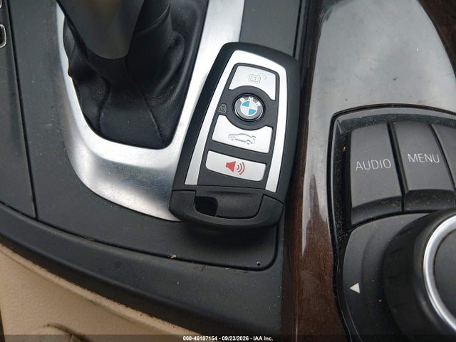 46187154 :رقم المزاد ، WBA8E9G57GNU29348 vin ، 2016 Bmw 328i مزاد بيع