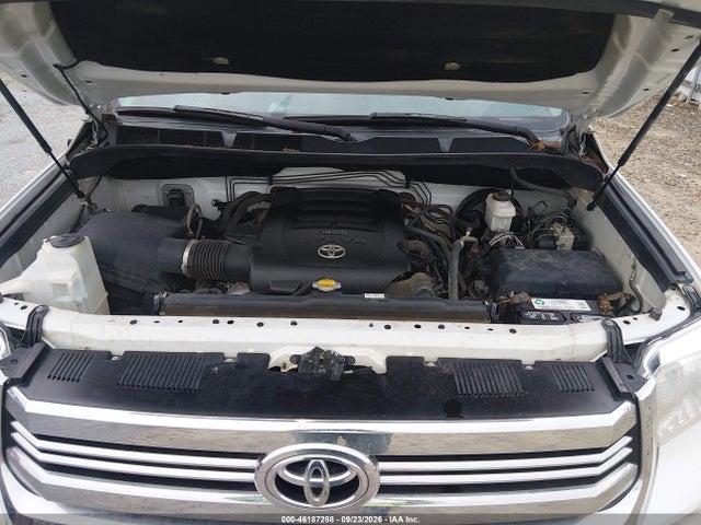 2017 Toyota Tundra Sr5 5.7l V8 მანქანა იყიდება აუქციონზე, vin: 5TFEW5F17HX226590, აუქციონის ნომერი: 46187288