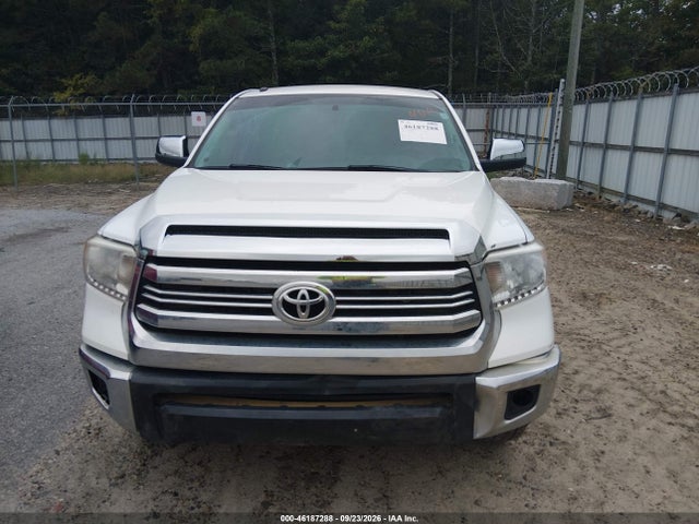 2017 Toyota Tundra Sr5 5.7l V8 მანქანა იყიდება აუქციონზე, vin: 5TFEW5F17HX226590, აუქციონის ნომერი: 46187288