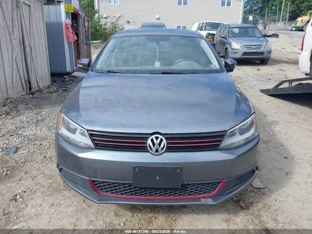 2014 Volkswagen Jetta Se W/connectivity/sunroof მანქანა იყიდება აუქციონზე, vin: 3VWB17AJ3EM437434, აუქციონის ნომერი: 46187296