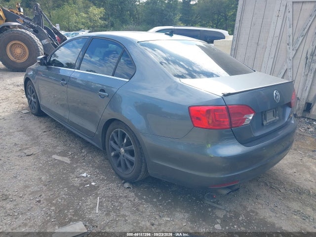 2014 Volkswagen Jetta Se W/connectivity/sunroof მანქანა იყიდება აუქციონზე, vin: 3VWB17AJ3EM437434, აუქციონის ნომერი: 46187296