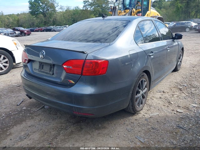 2014 Volkswagen Jetta Se W/connectivity/sunroof მანქანა იყიდება აუქციონზე, vin: 3VWB17AJ3EM437434, აუქციონის ნომერი: 46187296