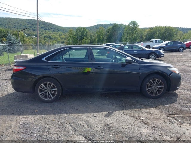 46187302 :رقم المزاد ، 4T1BF1FK0GU222588 vin ، 2016 Toyota Camry Se مزاد بيع