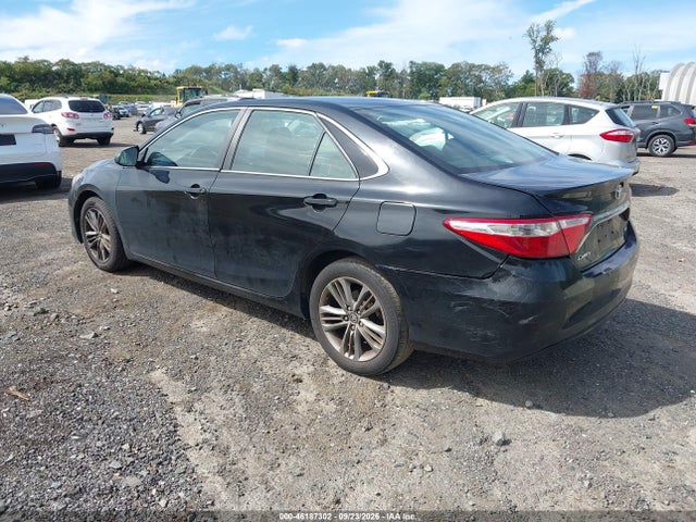 46187302 :رقم المزاد ، 4T1BF1FK0GU222588 vin ، 2016 Toyota Camry Se مزاد بيع