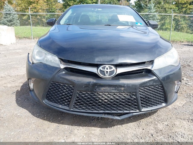 46187302 :رقم المزاد ، 4T1BF1FK0GU222588 vin ، 2016 Toyota Camry Se مزاد بيع