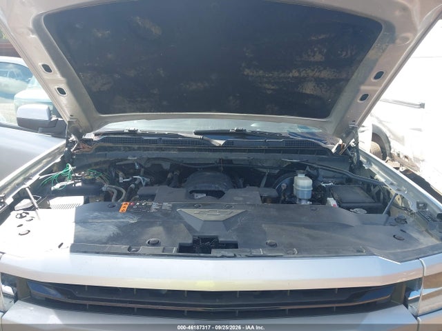 46187317 :رقم المزاد ، 3GCUKREC3JG597886 vin ، 2018 Chevrolet Silverado 1500 2lt مزاد بيع
