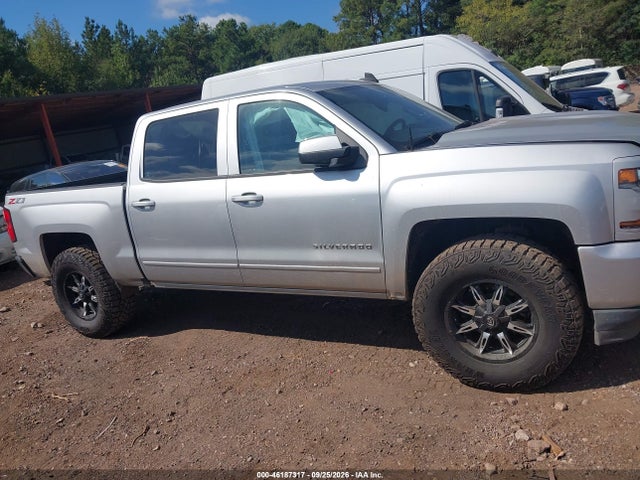 46187317 :رقم المزاد ، 3GCUKREC3JG597886 vin ، 2018 Chevrolet Silverado 1500 2lt مزاد بيع