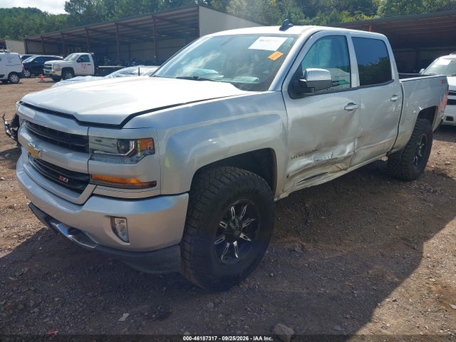 46187317 :رقم المزاد ، 3GCUKREC3JG597886 vin ، 2018 Chevrolet Silverado 1500 2lt مزاد بيع