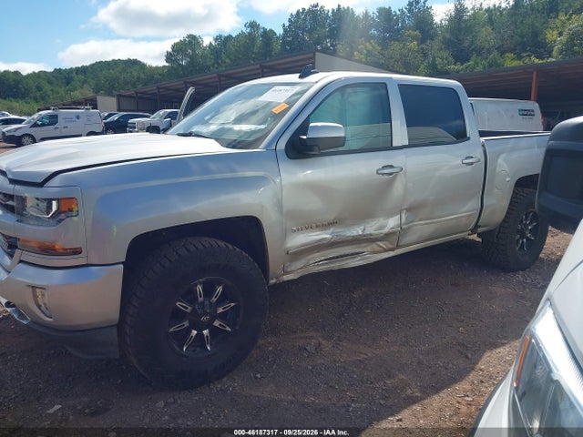 46187317 :رقم المزاد ، 3GCUKREC3JG597886 vin ، 2018 Chevrolet Silverado 1500 2lt مزاد بيع