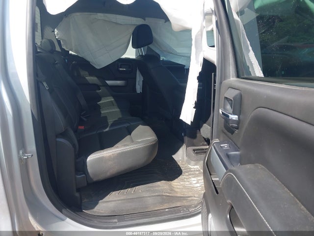 46187317 :رقم المزاد ، 3GCUKREC3JG597886 vin ، 2018 Chevrolet Silverado 1500 2lt مزاد بيع