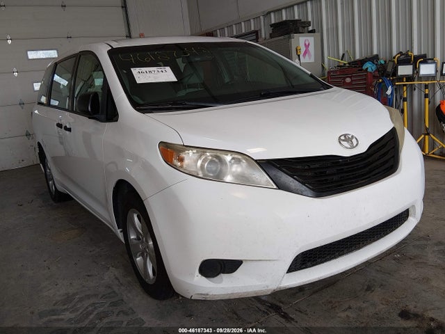 2017 Toyota Sienna L 7 Passenger მანქანა იყიდება აუქციონზე, vin: 5TDZZ3DC8HS799571, აუქციონის ნომერი: 46187343