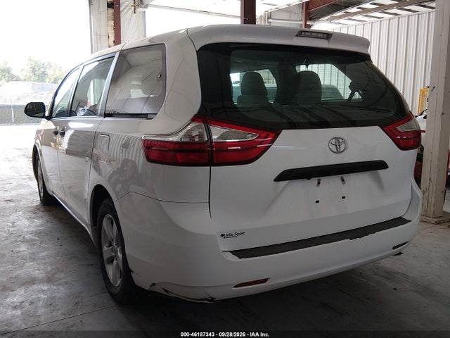 Продаж на аукціоні авто 2017 Toyota Sienna L 7 Passenger, vin: 5TDZZ3DC8HS799571, номер лоту: 46187343