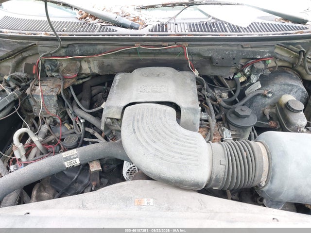 2001 Ford Expedition Xlt მანქანა იყიდება აუქციონზე, vin: 1FMRU15W21LA54815, აუქციონის ნომერი: 46187381
