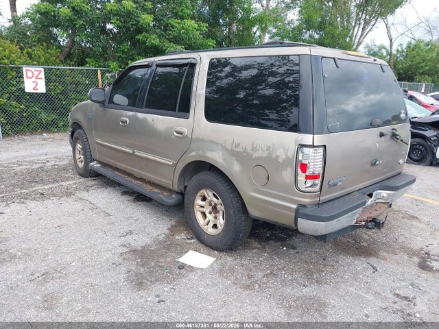 2001 Ford Expedition Xlt მანქანა იყიდება აუქციონზე, vin: 1FMRU15W21LA54815, აუქციონის ნომერი: 46187381
