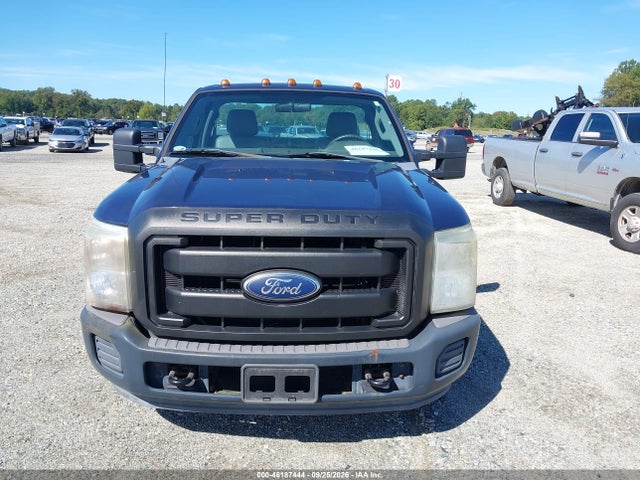 46187444 :رقم المزاد ، 1FDRF3G6XBEB01016 vin ، 2011 Ford F-350 Chassis Xl مزاد بيع