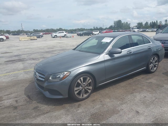2018 Mercedes-benz C 300 მანქანა იყიდება აუქციონზე, vin: 55SWF4JB8JU239622, აუქციონის ნომერი: 46187488