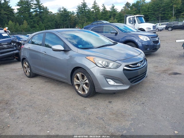 2013 Hyundai Elantra Gt მანქანა იყიდება აუქციონზე, vin: KMHD35LE1DU147354, აუქციონის ნომერი: 46187548