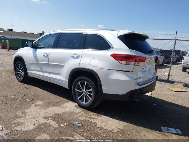 2017 Toyota Highlander Xle მანქანა იყიდება აუქციონზე, vin: 5TDJZRFH2HS392127, აუქციონის ნომერი: 46187558