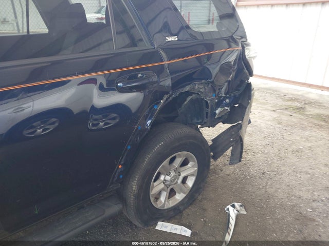2018 Toyota 4runner Sr5 მანქანა იყიდება აუქციონზე, vin: JTEZU5JR3J5170925, აუქციონის ნომერი: 46187602