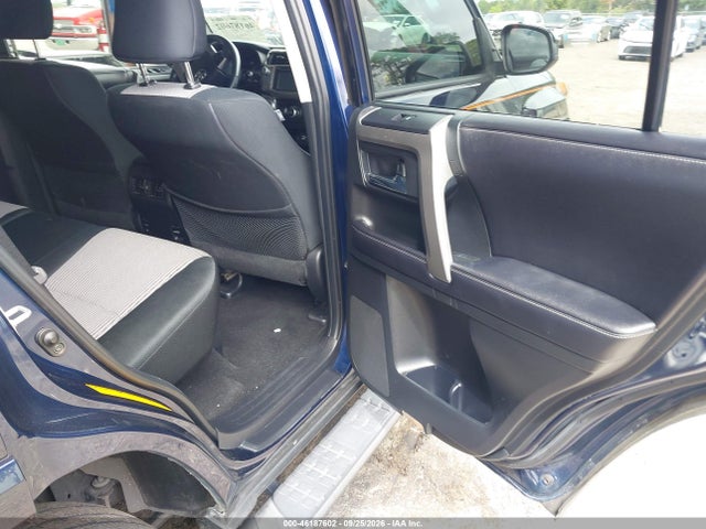 2018 Toyota 4runner Sr5 მანქანა იყიდება აუქციონზე, vin: JTEZU5JR3J5170925, აუქციონის ნომერი: 46187602
