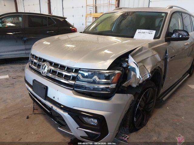 46187705 :رقم المزاد ، 1V2RR2CA9JC570820 vin ، 2018 Volkswagen Atlas 3.6l V6 Sel مزاد بيع