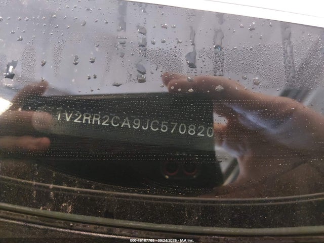 46187705 :رقم المزاد ، 1V2RR2CA9JC570820 vin ، 2018 Volkswagen Atlas 3.6l V6 Sel مزاد بيع