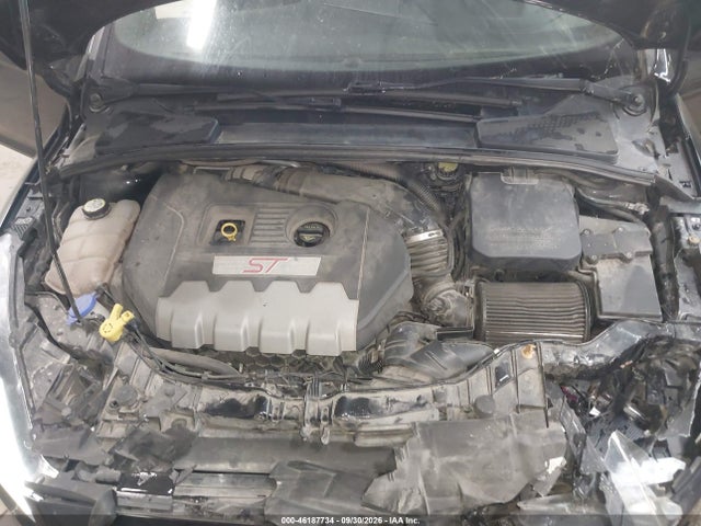 2016 Ford Focus St მანქანა იყიდება აუქციონზე, vin: 1FADP3L93GL314104, აუქციონის ნომერი: 46187734