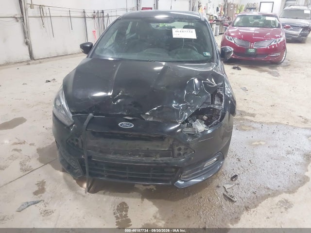 2016 Ford Focus St მანქანა იყიდება აუქციონზე, vin: 1FADP3L93GL314104, აუქციონის ნომერი: 46187734