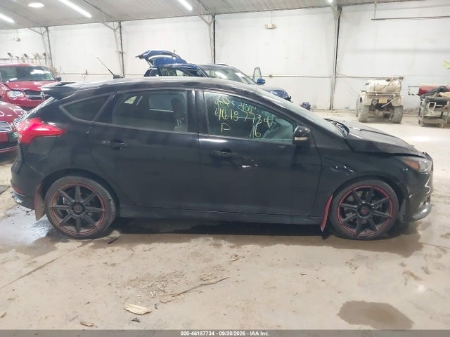 2016 Ford Focus St მანქანა იყიდება აუქციონზე, vin: 1FADP3L93GL314104, აუქციონის ნომერი: 46187734