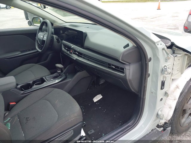 Продажа на аукционе авто 2025 Kia K4 Lxs, vin: 3KPFT4DE0SE094695, номер лота: 46187790